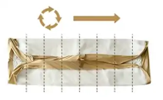 巻きながら空気を抜くイメージ